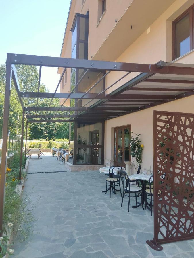 Hotel Ristorante Caligiuri Decollatura المظهر الخارجي الصورة